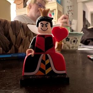 New Queen of Hearts Disney 100 CMF